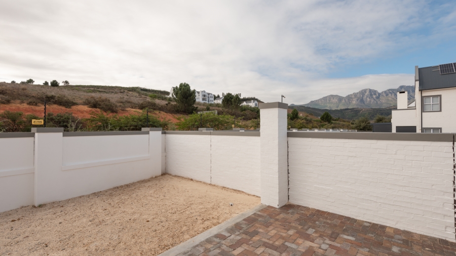 3 Bedroom Property for Sale in Gevonden Estate Western Cape